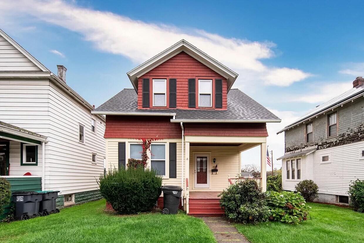 Primary Photo - 857 7th Ave