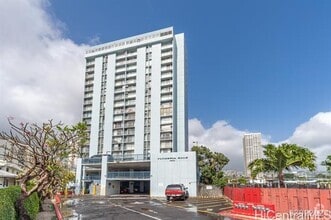 Building Photo - 2630 Kapiolani Blvd