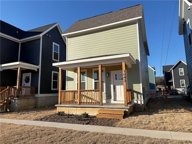 Photo - 1043 S Laramie Hts House