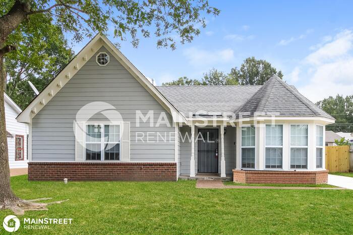 Foto principal - 6034 CHANDELEUR DR, Millington, TN 38053