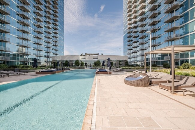 Building Photo - 5927 Almeda Rd