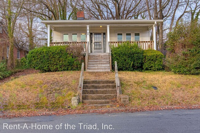 Building Photo - 3 br, 1 bath House - 1106 Highland Ave