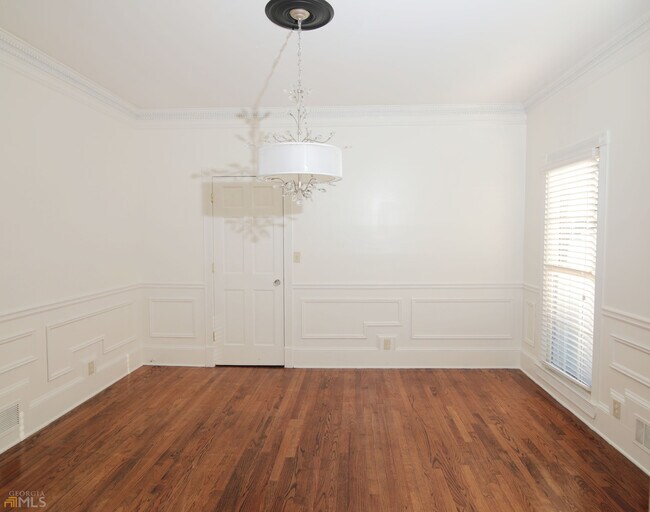 Building Photo - 2488 Harvest Dr SE