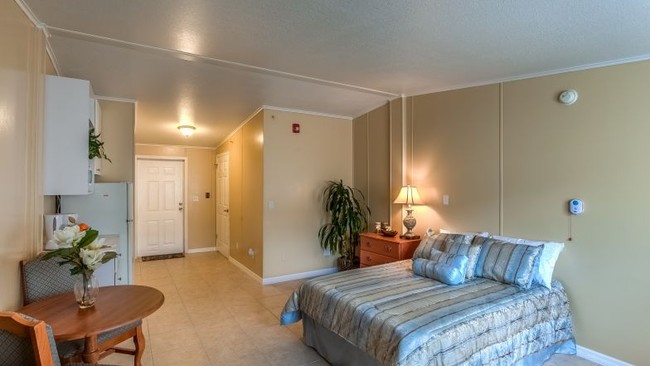 Studio - Rocky Creek Village Senior Living