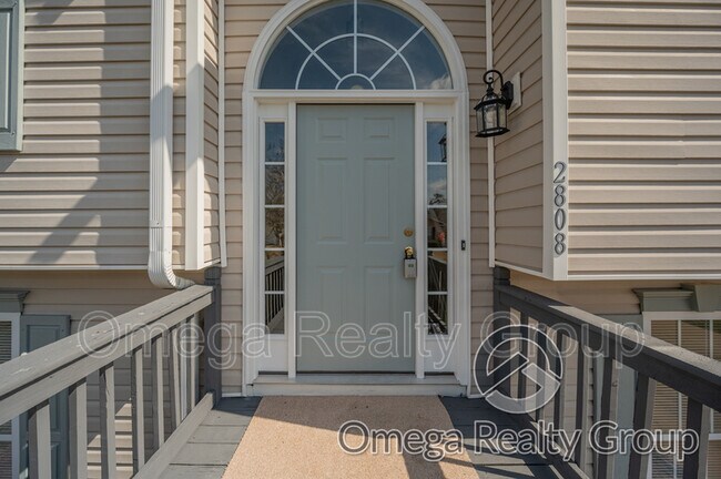 Foto del edificio - 2808 Gatewood Dr