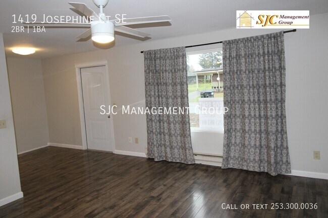 Foto del edificio - 1419 Josephine Ct SE