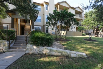 Building Photo - MAA Western Oaks