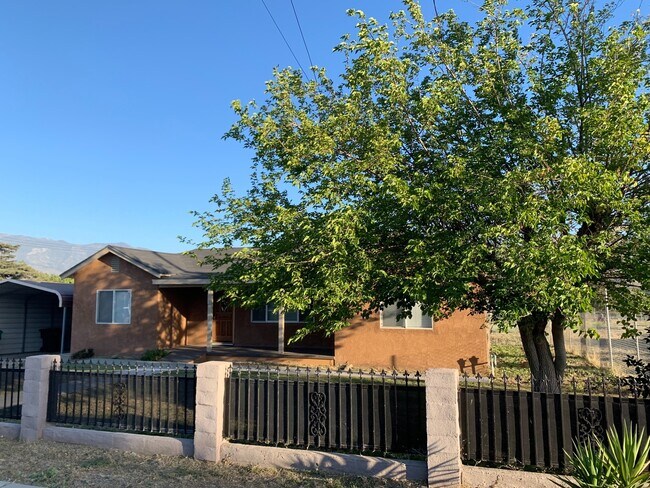 Building Photo - 3BD/2BA House - Banning, CA