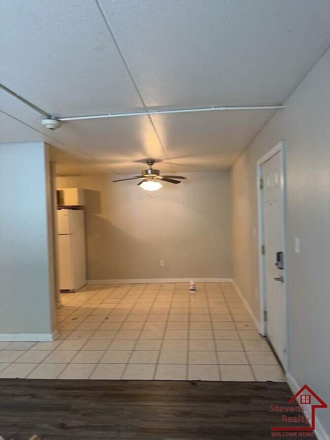 Foto del edificio - 915 S Seminole Dr