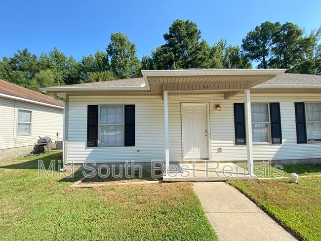 Building Photo - 321 Clint Rd