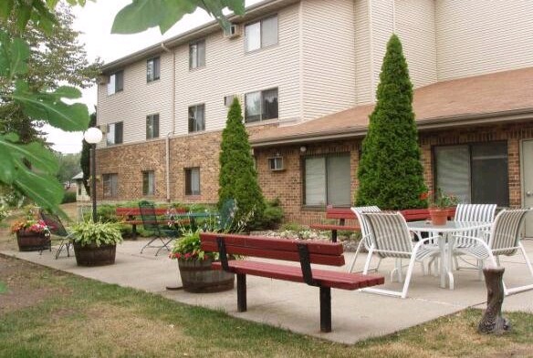 Foto del edificio - Winnebago County Housing