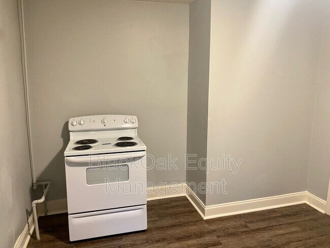 Foto del edificio - 917 Watt St