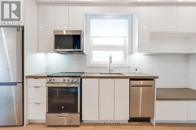 Building Photo - 17 Claremont St