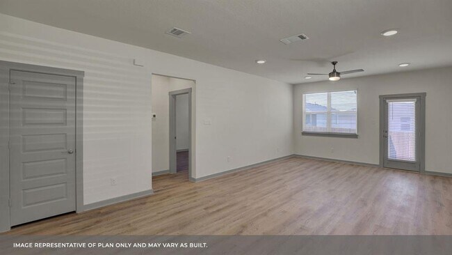 Building Photo - 344 Fremont Dr