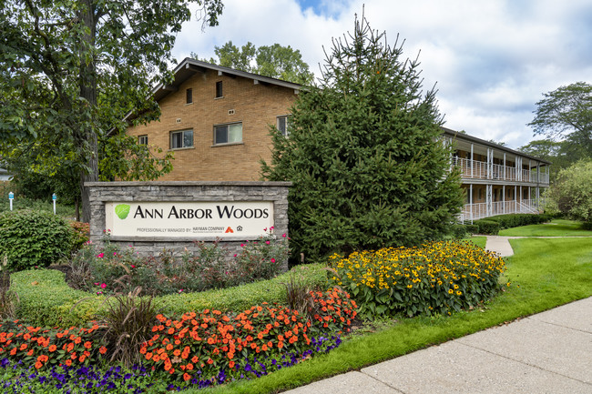 Foto del edificio - Ann Arbor Woods