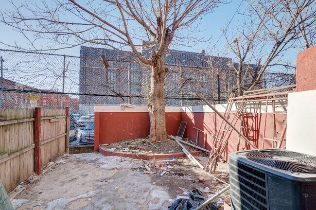 Foto del edificio - 1252 S 15th St