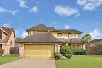 Building Photo - 13523 Pasa Robles Ln