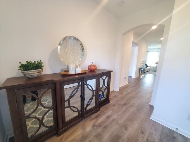 Building Photo - 11218 E Park St