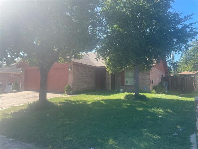 Building Photo - 1267 Cleardale Dr