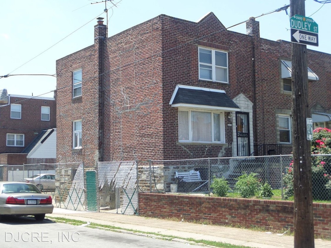 Foto del edificio - 2700 Dudley St