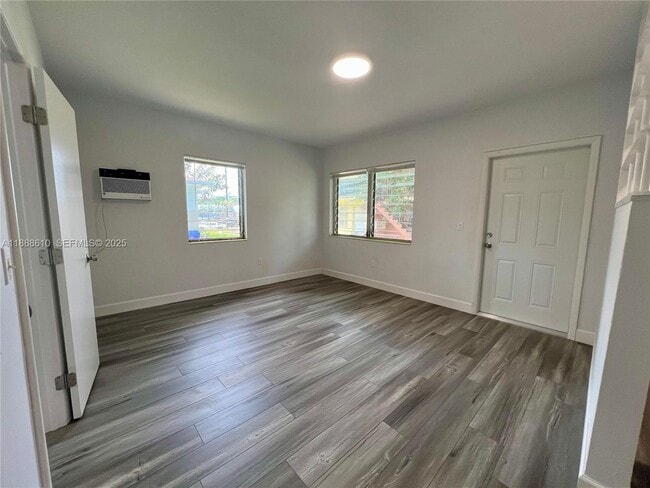 Foto del edificio - 962 NW 6th St