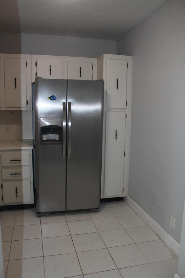 Foto del edificio - 20335 W Country Club Dr
