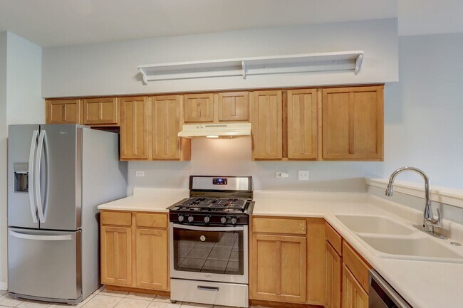 Building Photo - 1053 Park Hill Cir