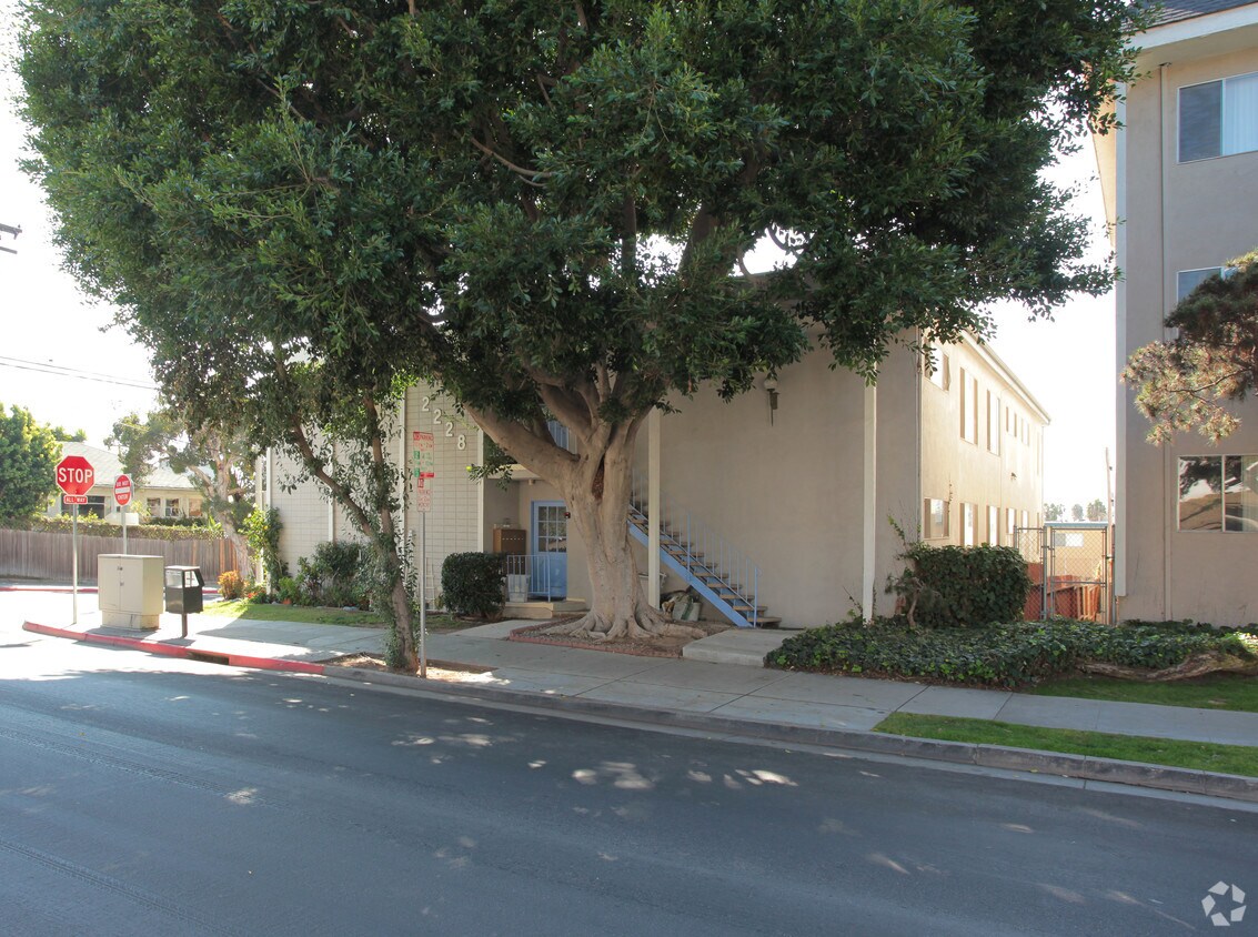 Foto del edificio - 2228 3rd St