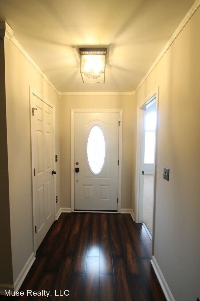 Foto del edificio - 3 br, 2 bath House - 1935 Bristol Parkway