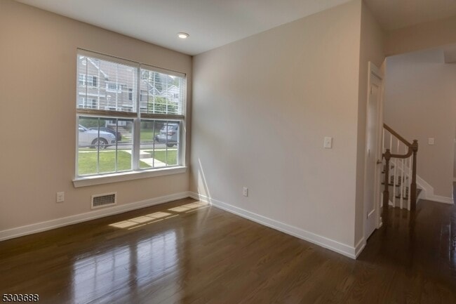 Building Photo - 120 Sowers Dr