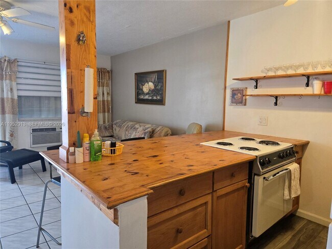 Foto del edificio - 820 SW 11th Ave