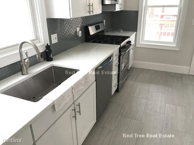 Foto del edificio - 755 Saratoga St