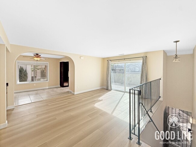 Foto del edificio - Spacious 2BR / 2BA El Cajon Home with In-Unit Laundry & Parking Included!