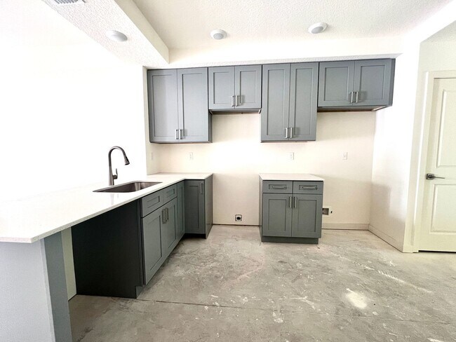 Photo - NEW CONSTRUCTION! Apartment