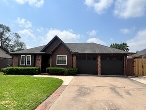 Building Photo - 11730 Alamo Dr
