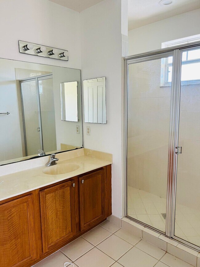 Foto del edificio - 441 Amador Ln