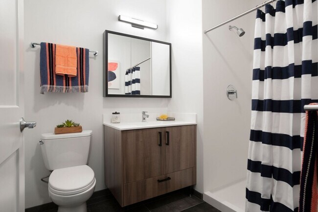 Foto del edificio - 245 Massachusetts Ave