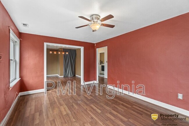 Building Photo - 49 Greeneland Blvd
