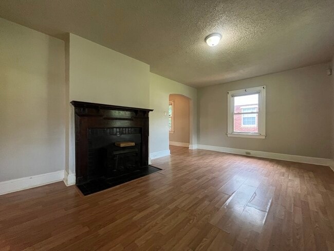 Photo - 1256 Edgewood Rd House