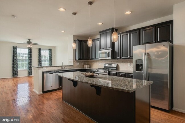 Building Photo - 7739 Milton Cir