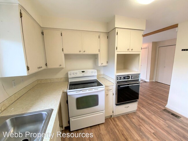 Foto del edificio - 706-706 NW 4th St