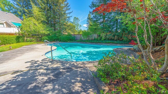 Foto del edificio - 1328 Mission Blvd