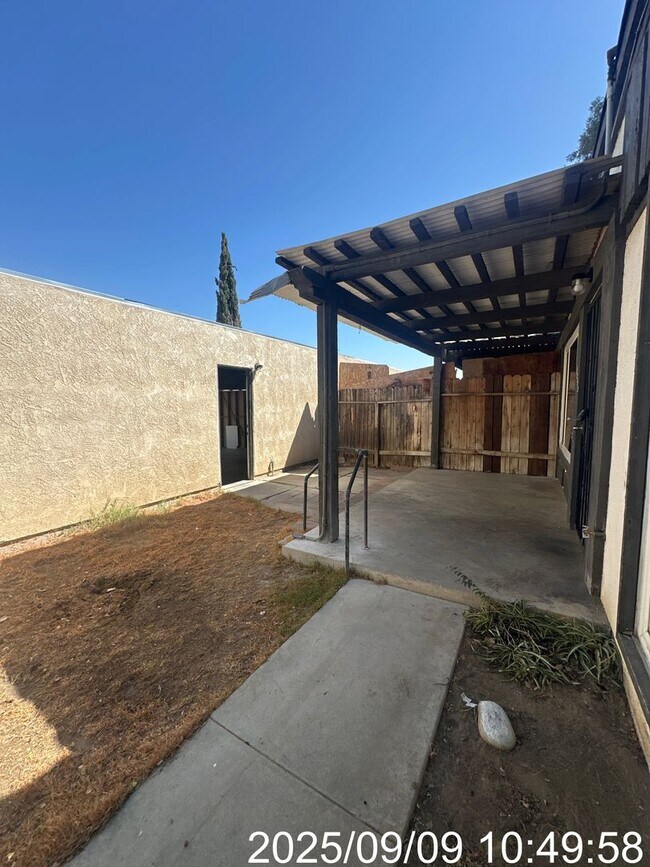 Foto del edificio - 3608 Sampson Ct