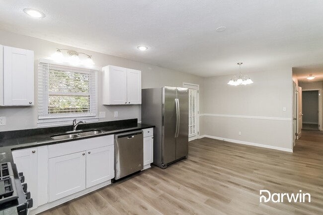 Building Photo - 3050 Ebenezer Road Northeast, Marietta, GA...