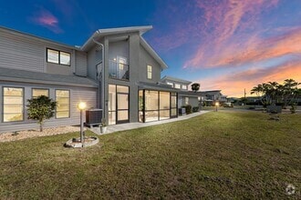 Building Photo - 17017 Golfside Cir