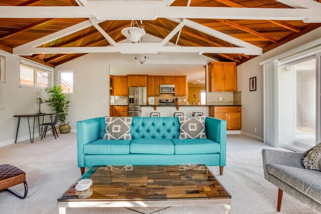 Foto del edificio - 4959 Rafton Dr