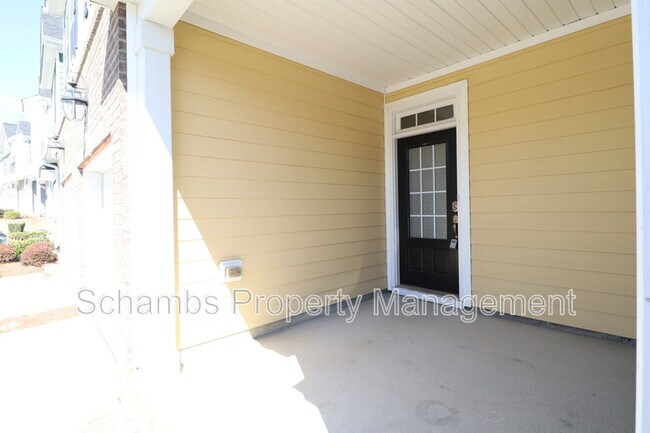 Foto del edificio - 643 Briarcliff St