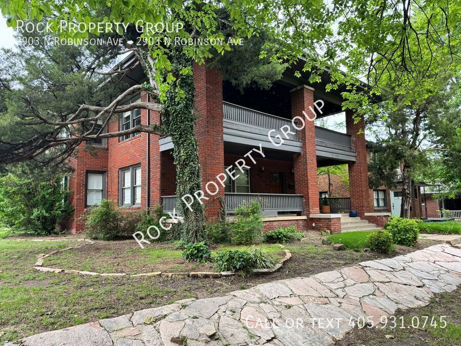 Primary Photo - 2903 N Robinson Ave