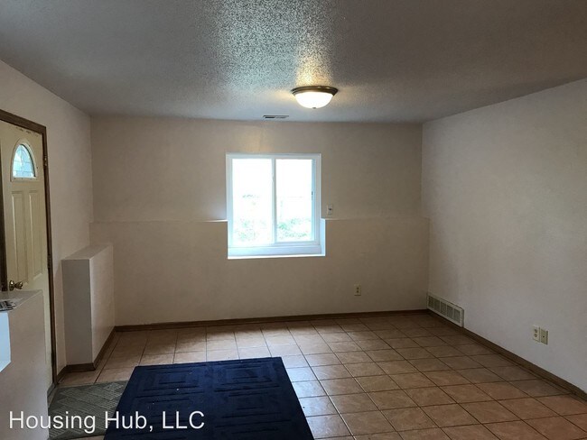 Building Photo - 1541 Jackson St