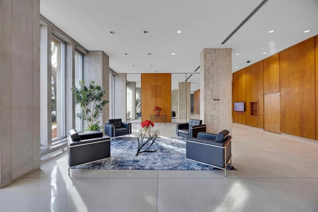 Photo - 4800 S Chicago Beach Dr Apartment